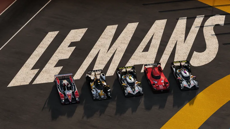 Audi R10 TDI on the starting grid with pit crew