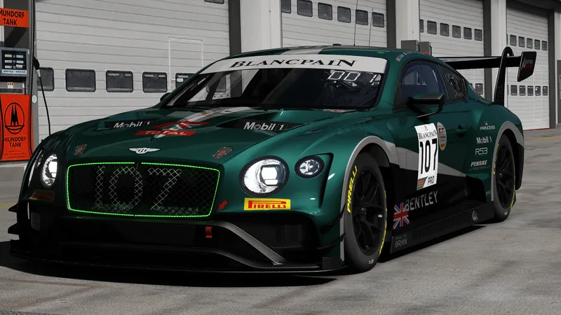 Bentley Continental GT3 2018 in white and green livery on track
